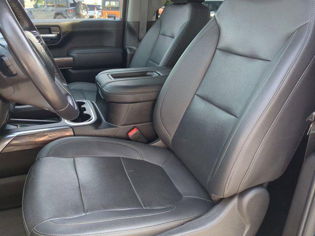 Photo of 2022 Mosaic Black Metallic Chevrolet Silverado 2500