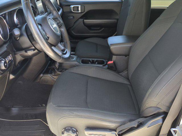 Photo of 2020 Bright White Clearcoat Jeep Wrangler