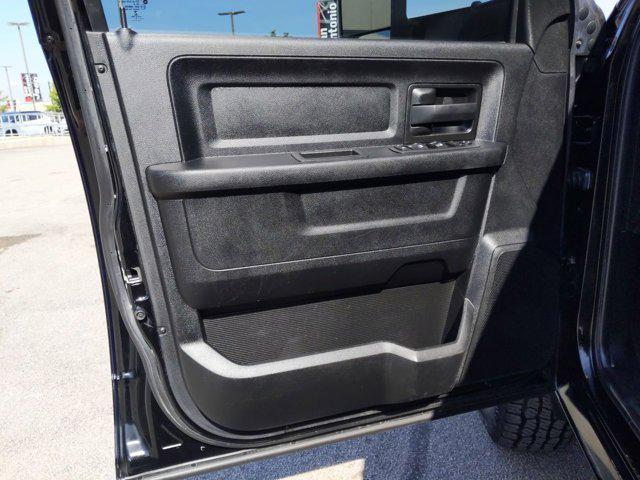Photo of 2021 Diamond Black Crystal Pearlcoat RAM 3500