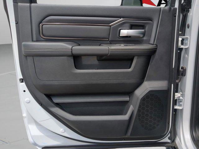 Photo of 2025 Bright White Clearcoat RAM 2500