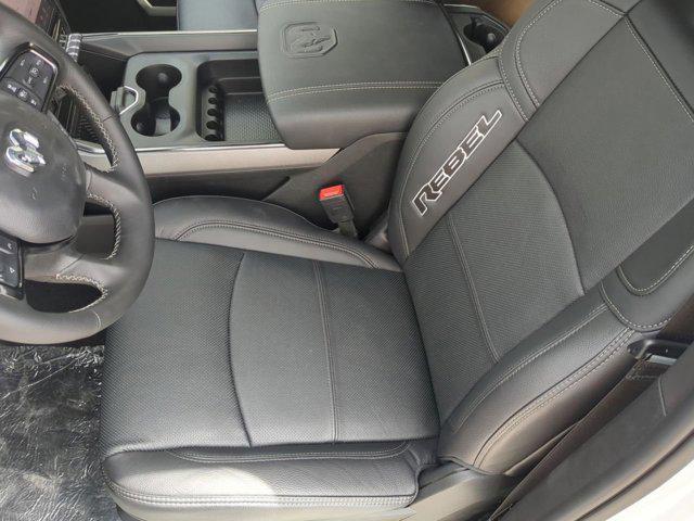 Photo of 2025 Bright White Clearcoat RAM 2500