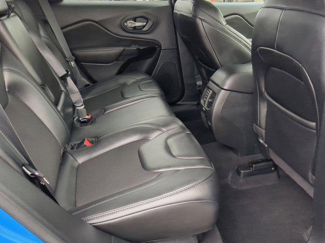 Photo of 2021 Hydro Blue Pearlcoat Jeep Cherokee