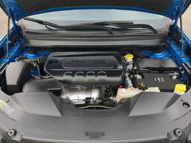 Photo of 2021 Hydro Blue Pearlcoat Jeep Cherokee