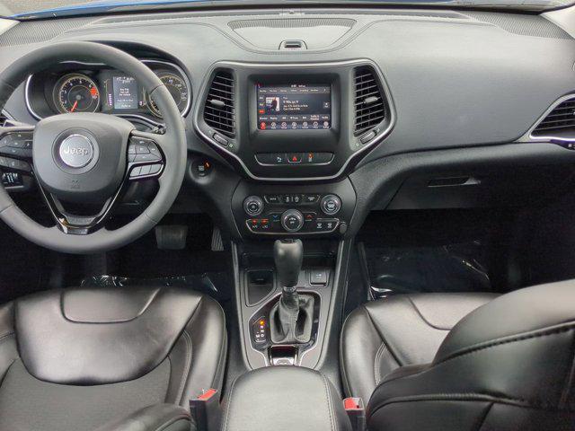 Photo of 2021 Hydro Blue Pearlcoat Jeep Cherokee