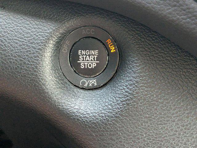 Photo of 2021 Hydro Blue Pearlcoat Jeep Cherokee