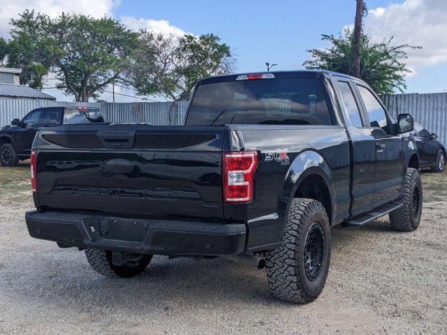 Photo of 2018 Shadow Black Ford F-150