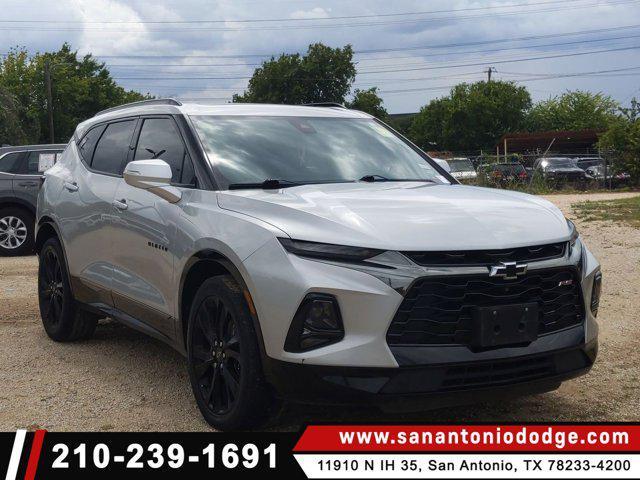Photo of 2022 Silver Ice Metallic Chevrolet Blazer