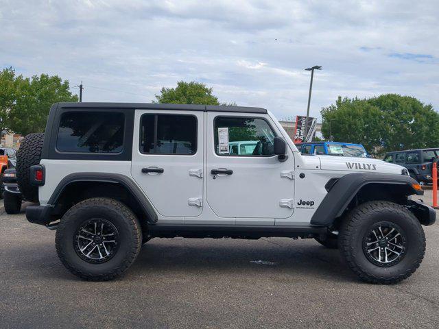 Photo of 2025 Bright White Clearcoat Jeep Wrangler