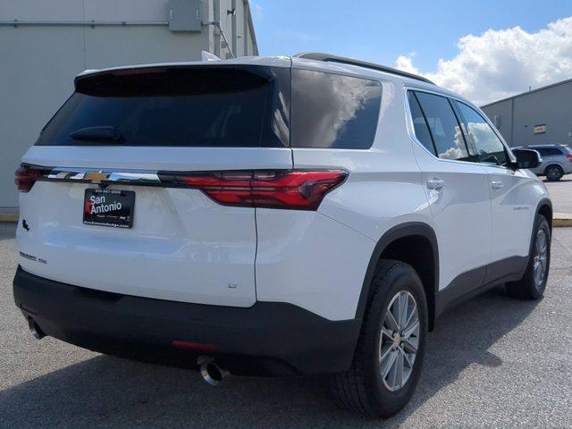 Photo of 2023 Summit White Chevrolet Traverse
