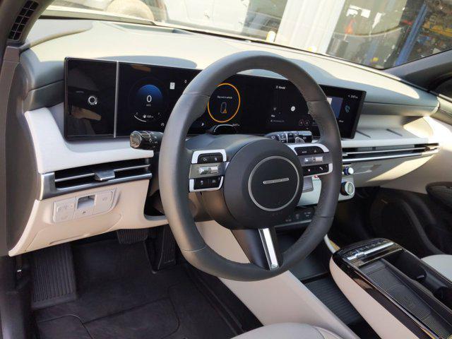 Photo of 2025 Hampton Gray Hyundai TUCSON