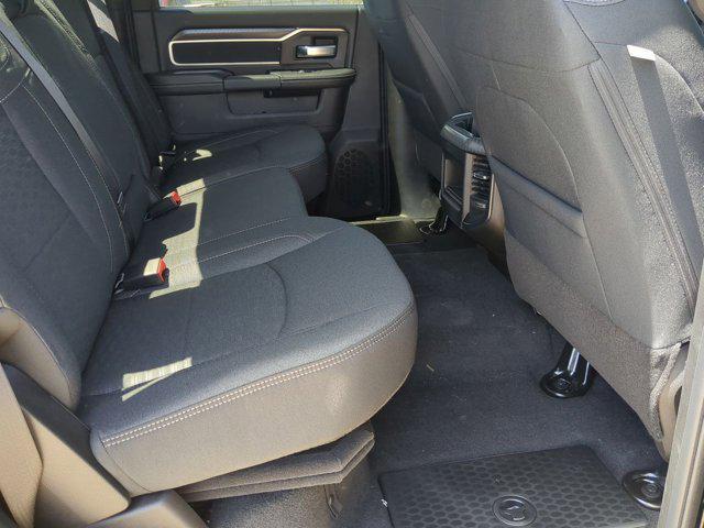 Photo of 2025 Diamond Black Crystal Pearlcoat RAM 2500