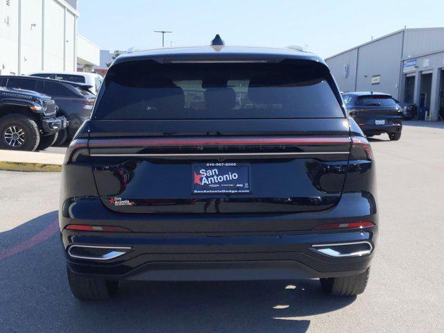 Photo of 2024 Infinite Black Metallic Clearcoat Lincoln Nautilus