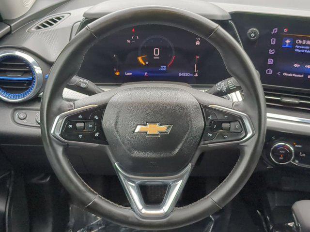 Photo of 2024 Summit White Chevrolet Trax