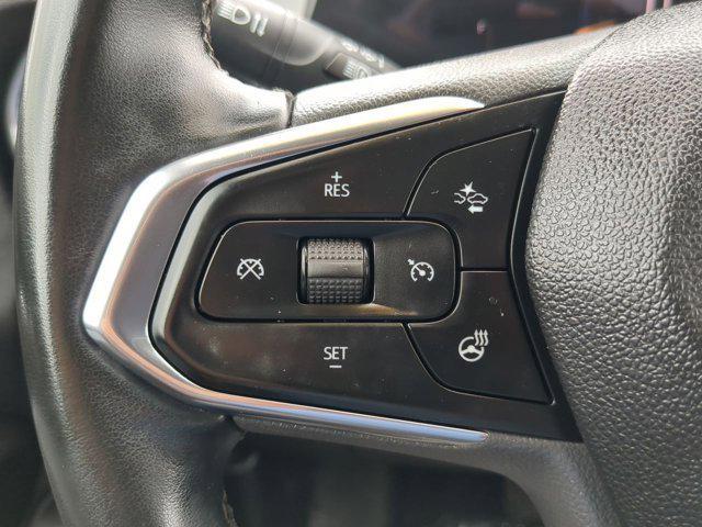 Photo of 2024 Summit White Chevrolet Trax