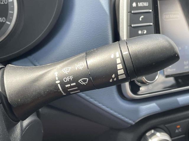 Photo of 2025 Gun Metallic Nissan Versa