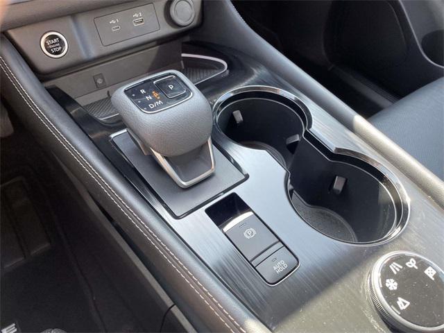 Photo of 2022 Boulder Gray Pearl Nissan Rogue