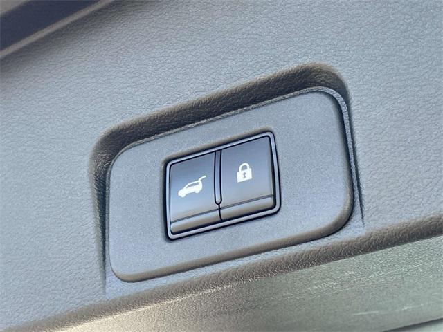 Photo of 2022 Boulder Gray Pearl Nissan Rogue