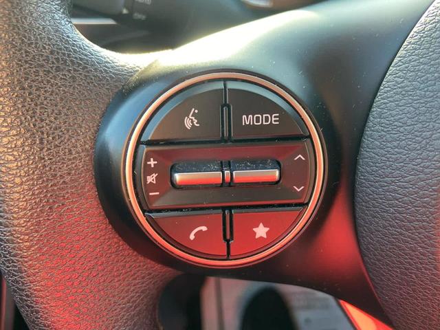 Photo of 2024 Snow White Pearl Kia Soul