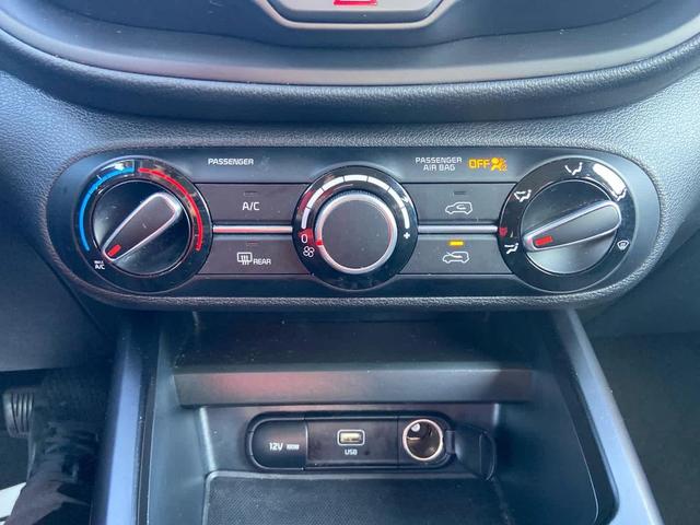 Photo of 2024 Snow White Pearl Kia Soul