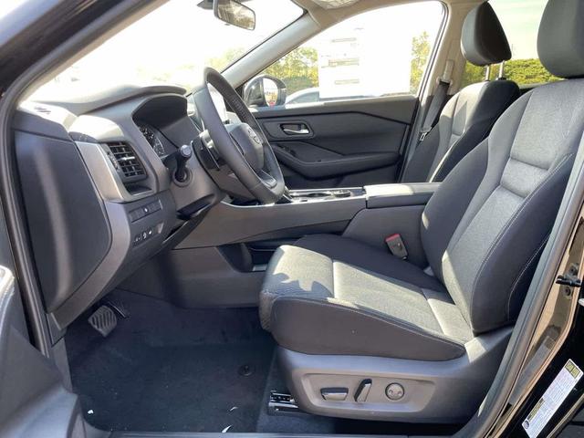 Photo of 2026 KH3/Black Nissan Rogue
