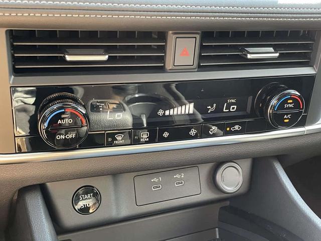 Photo of 2026 KH3/Black Nissan Rogue