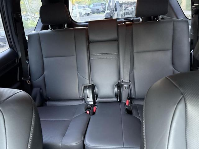 Photo of 2023 White Pearl Lexus GX 460