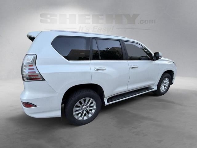 Photo of 2023 White Pearl Lexus GX 460