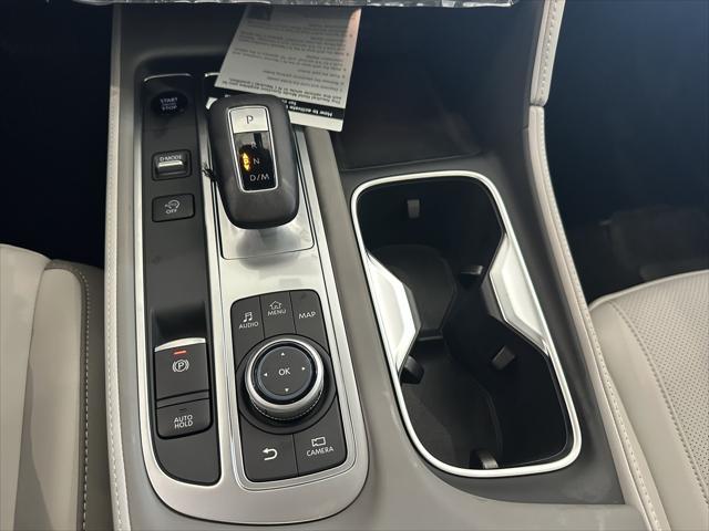Photo of 2026 Radiant White INFINITI QX60
