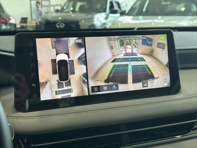Photo of 2026 Radiant White INFINITI QX60