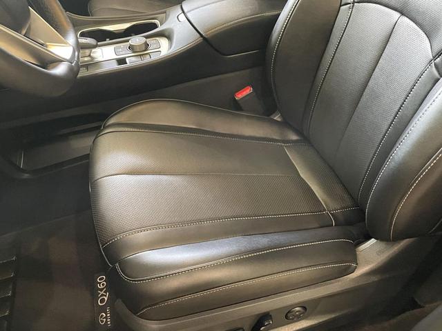 Photo of 2024 Mineral Black INFINITI QX60