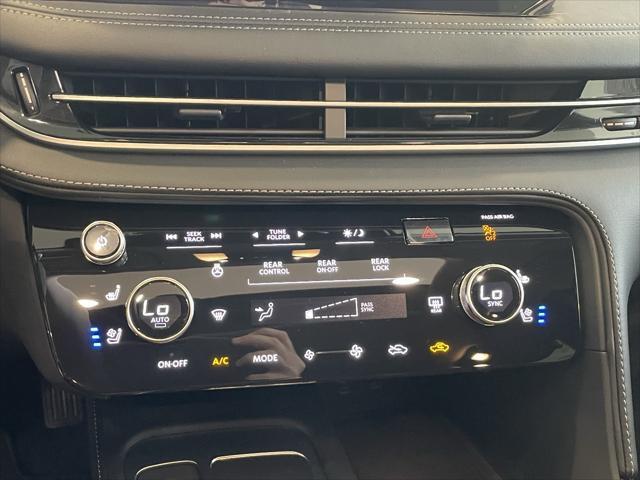 Photo of 2026 Deep Emerald INFINITI QX60