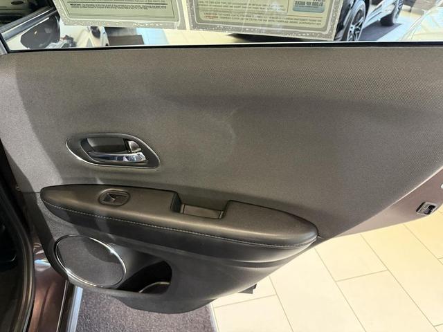 Photo of 2022 Midnight Amethyst Honda HR-V