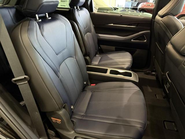 Photo of 2026 Mineral Black INFINITI QX60