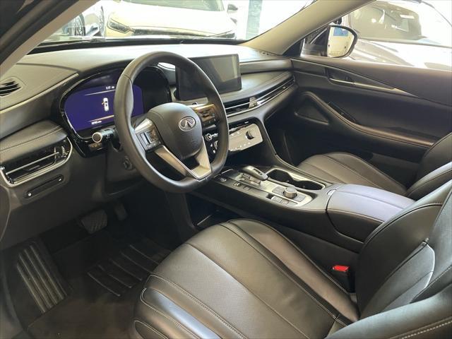 Photo of 2023 Mineral Black INFINITI QX60