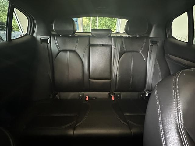Photo of 2022 Vesuvio Gray Metallic Alfa Romeo Stelvio