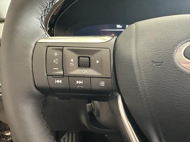 Photo of 2025 Warm Titanium INFINITI QX60