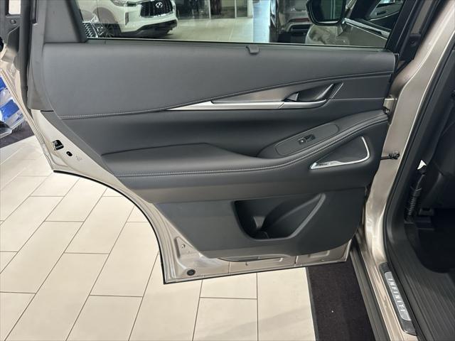 Photo of 2025 Warm Titanium INFINITI QX60