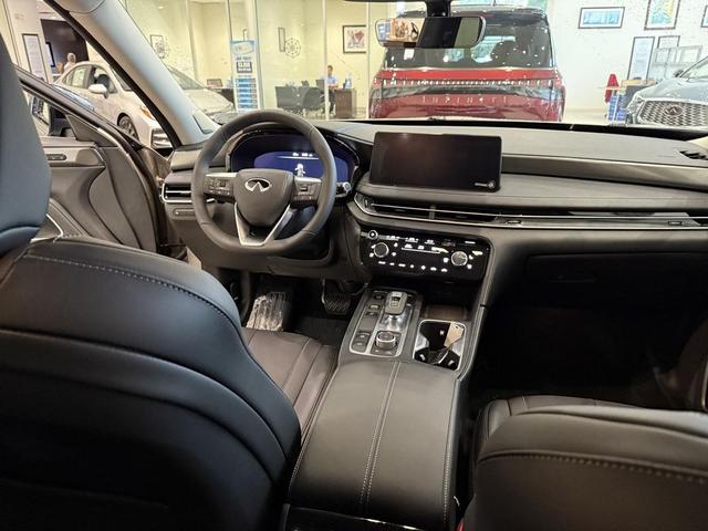 Photo of 2026 Warm Titanium INFINITI QX60