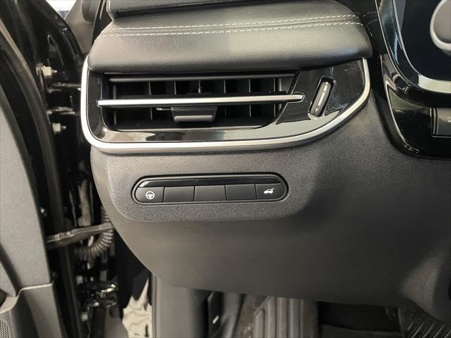 Photo of 2023 Mineral Black INFINITI QX60