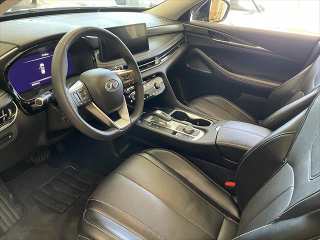 Photo of 2023 Mineral Black INFINITI QX60