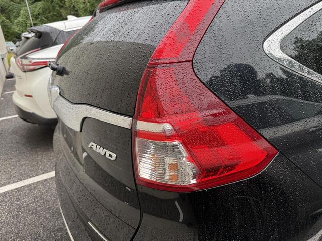 Photo of 2015 Crystal Black Pearl Honda CR-V