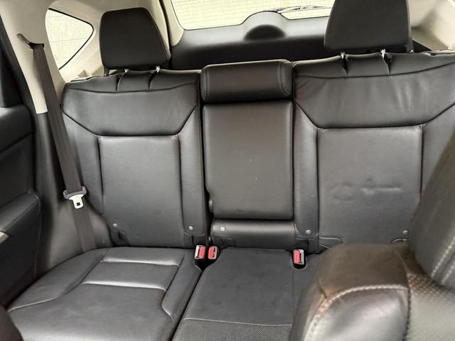 Photo of 2015 Crystal Black Pearl Honda CR-V
