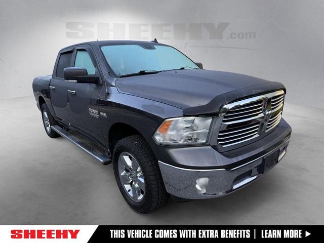 Photo of 2015 Granite Crystal Metallic Clearcoat RAM 1500