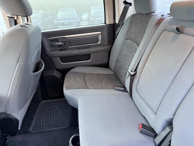 Photo of 2015 Granite Crystal Metallic Clearcoat RAM 1500