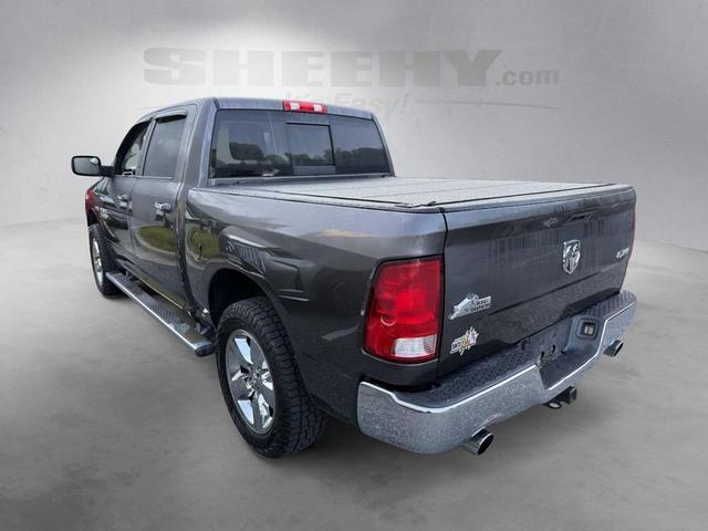 Photo of 2015 Granite Crystal Metallic Clearcoat RAM 1500