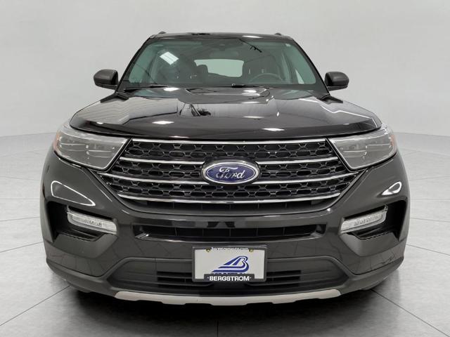 Photo of 2023 Agate Black Metallic Ford Explorer