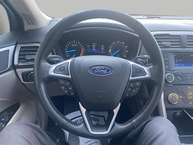 Photo of 2017 Lightning Blue Ford Fusion