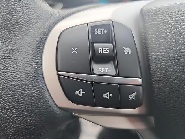 Photo of 2023 Carbonized Gray Metallic Ford Explorer