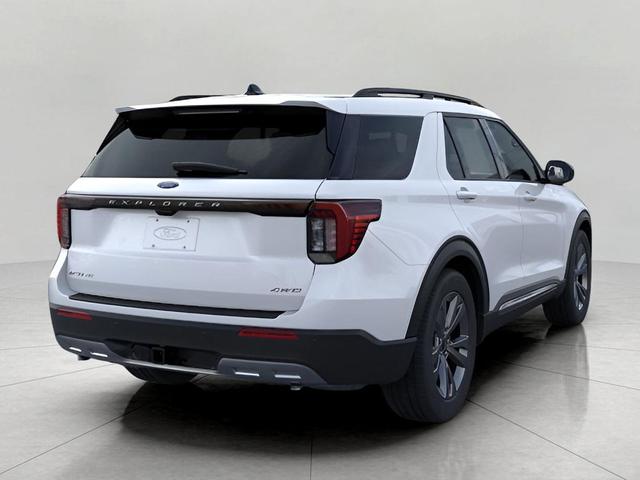 Photo of 2025 Space White Metallic Ford Explorer