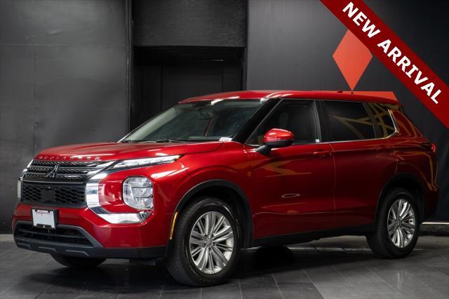 Photo of 2023 Red Diamond Mitsubishi Outlander